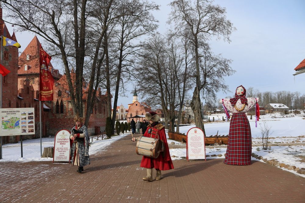 Масленица идёт