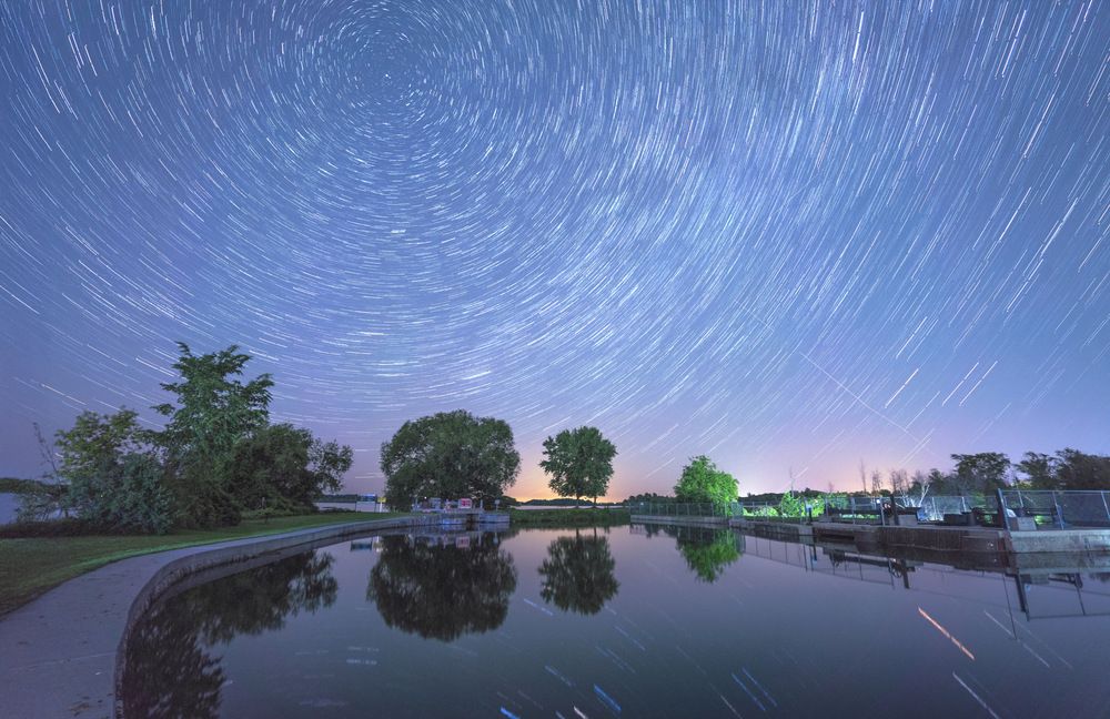 Photograph by Hawin Printo C