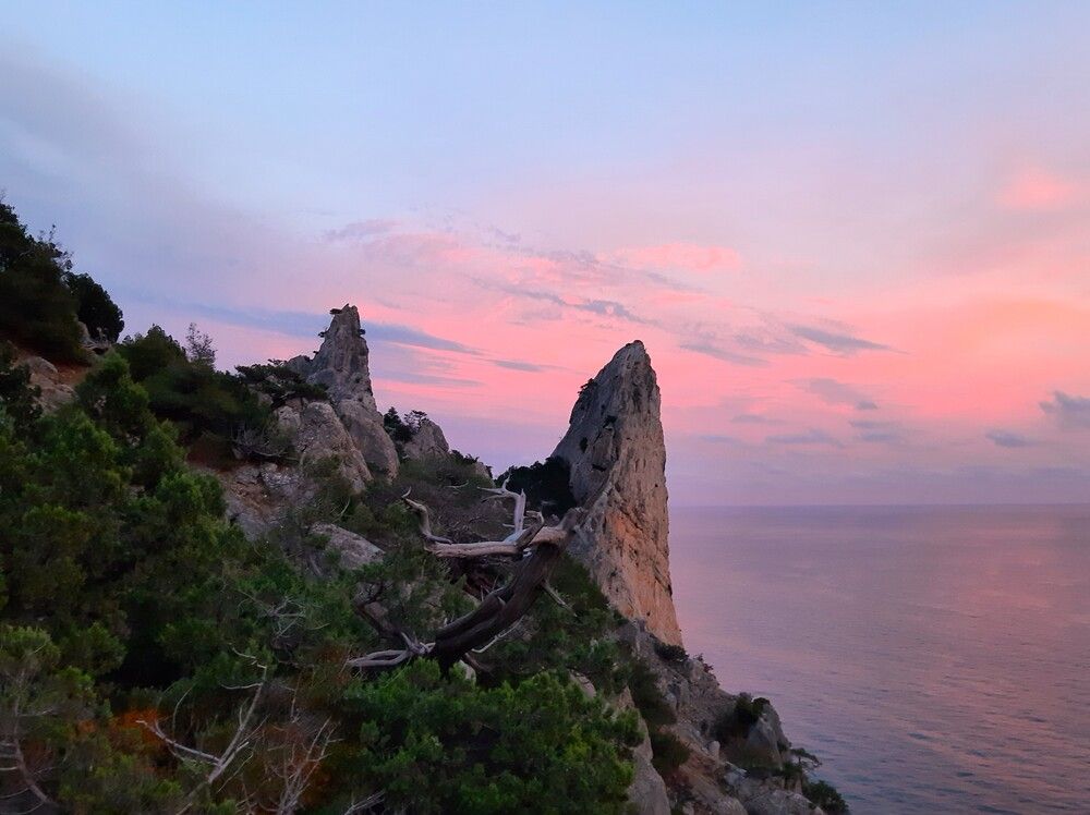 Вечер на горе Караул-Оба, Новый Свет