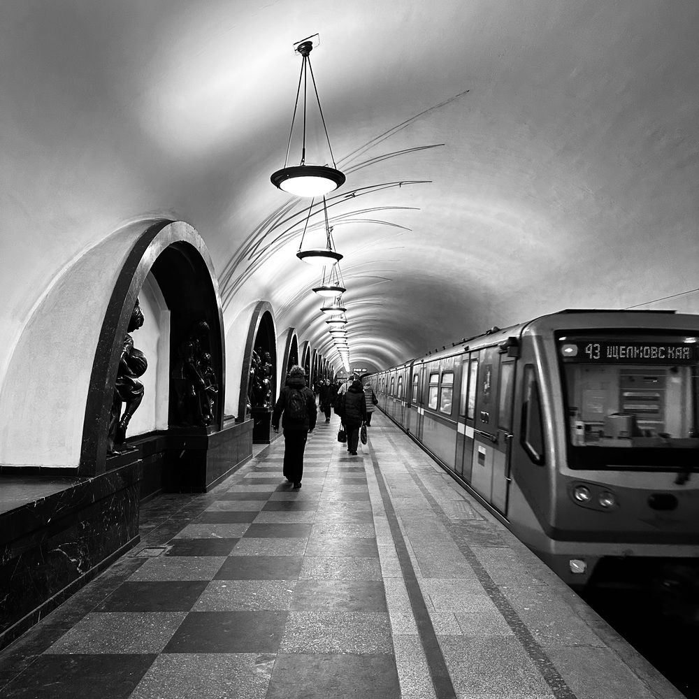 Один день из жизни метро