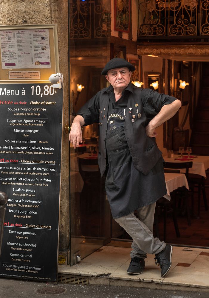 Лица города