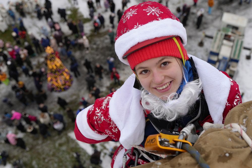 Предновогоднее чудо от добровольцев ВСКС для детей