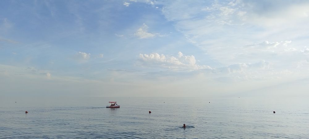 Ч море. Май 2024 года