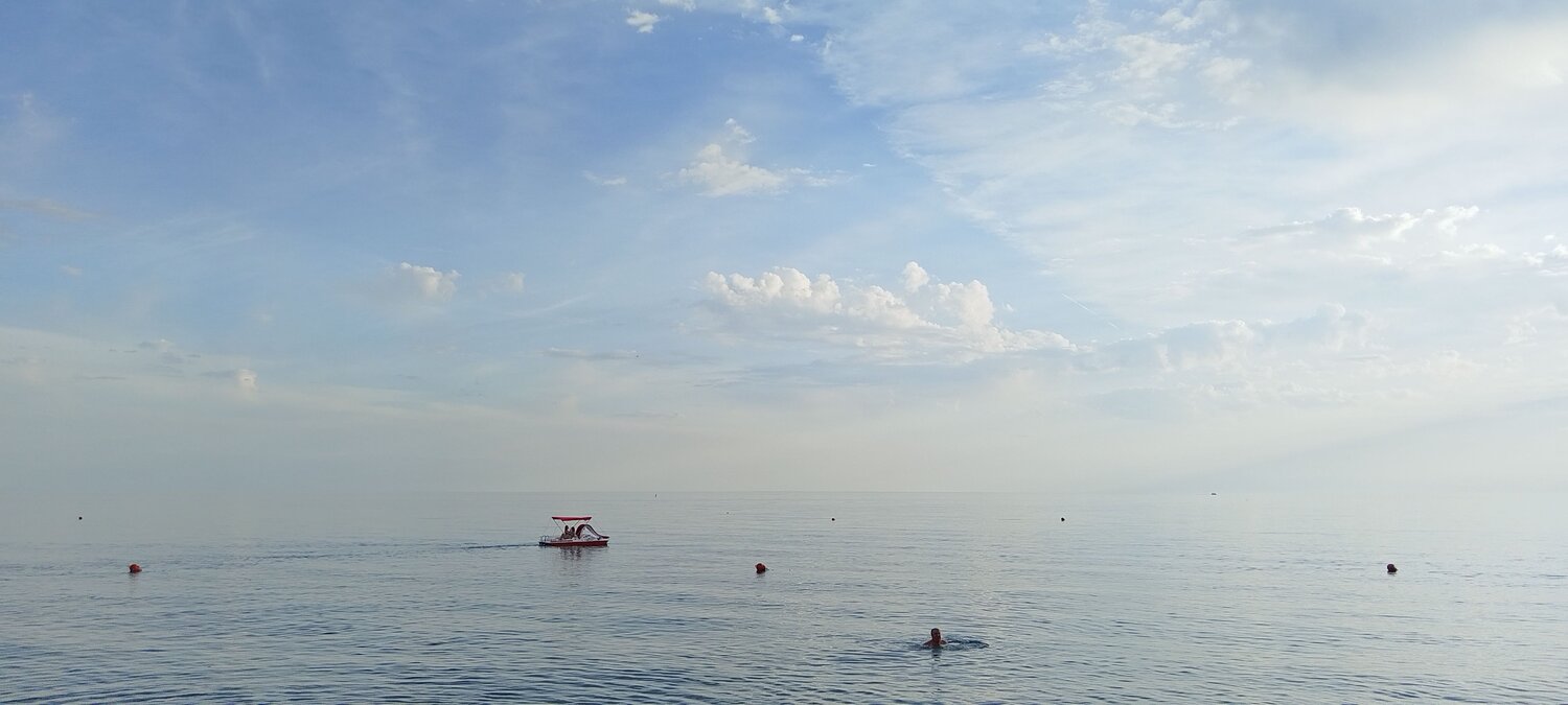 Ч море. Май 2024 года