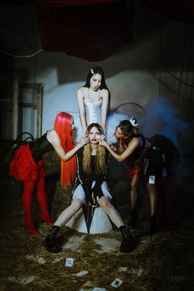 welcome to the circus