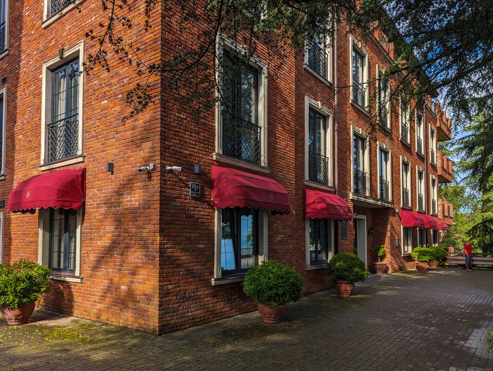 Фотография автора Владимир Хакимов