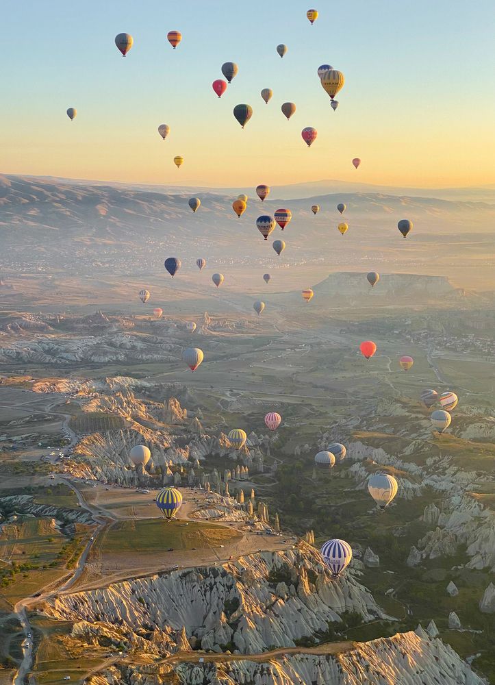 Sunrise balloons