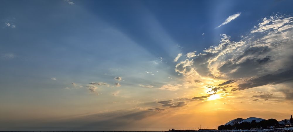 Закат в Сириусе