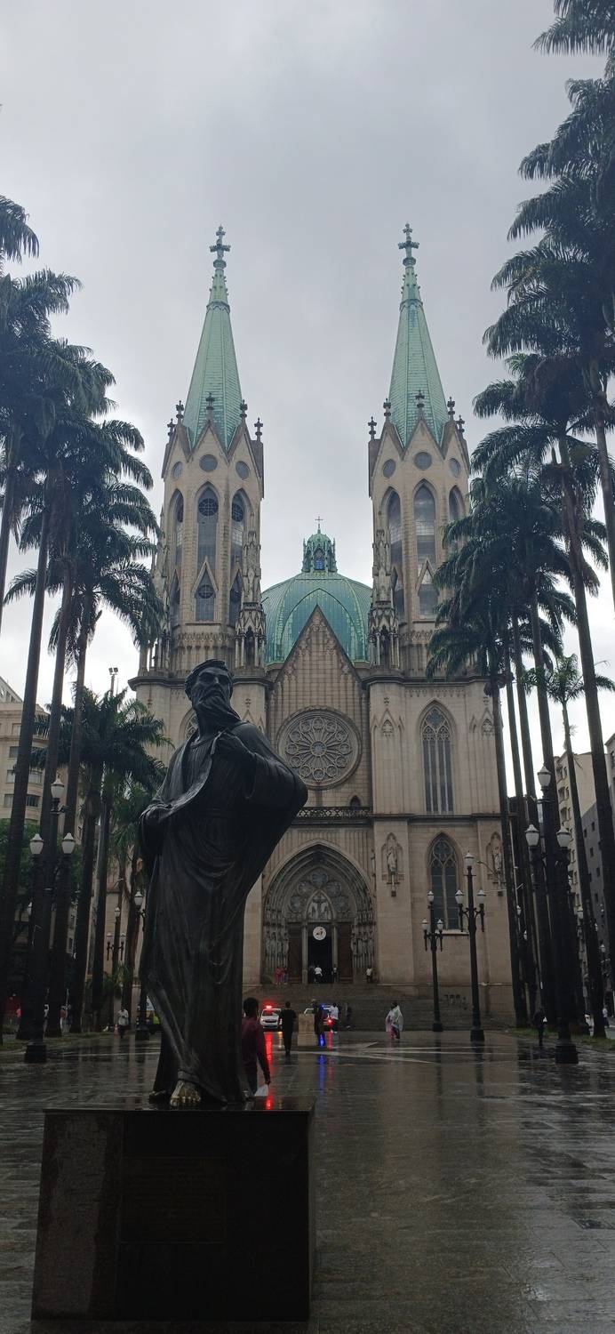 Photo #12041037