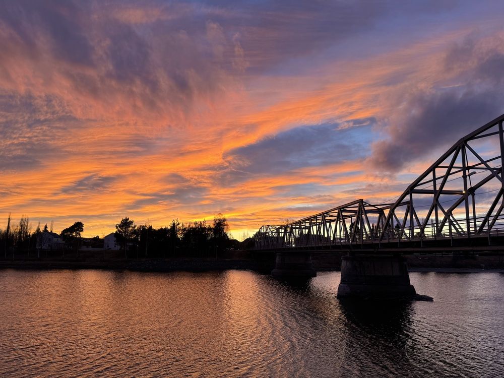 Over the bridge, into the sunset