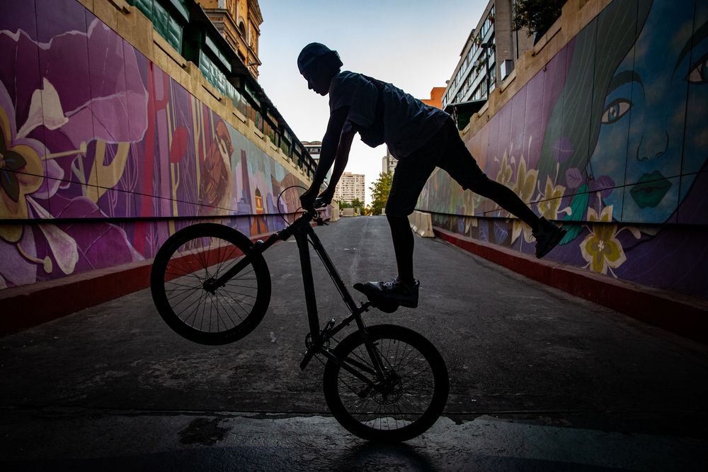 ACROBACIAS MIGRANTES