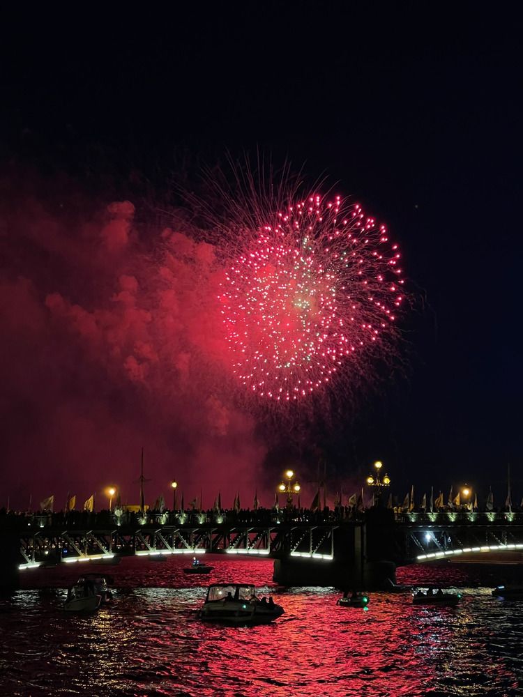 Алые паруса