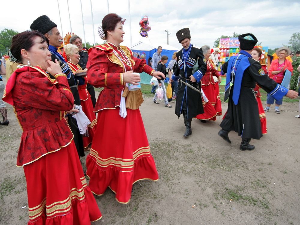 Фотография автора Александр Челмодеев