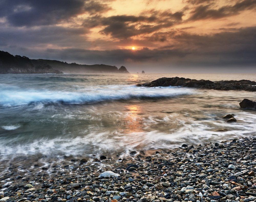 Хмурое море