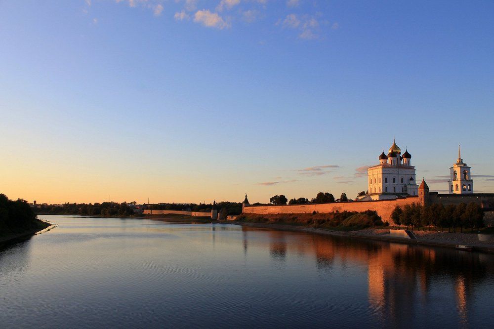 река Великая, г. Псков