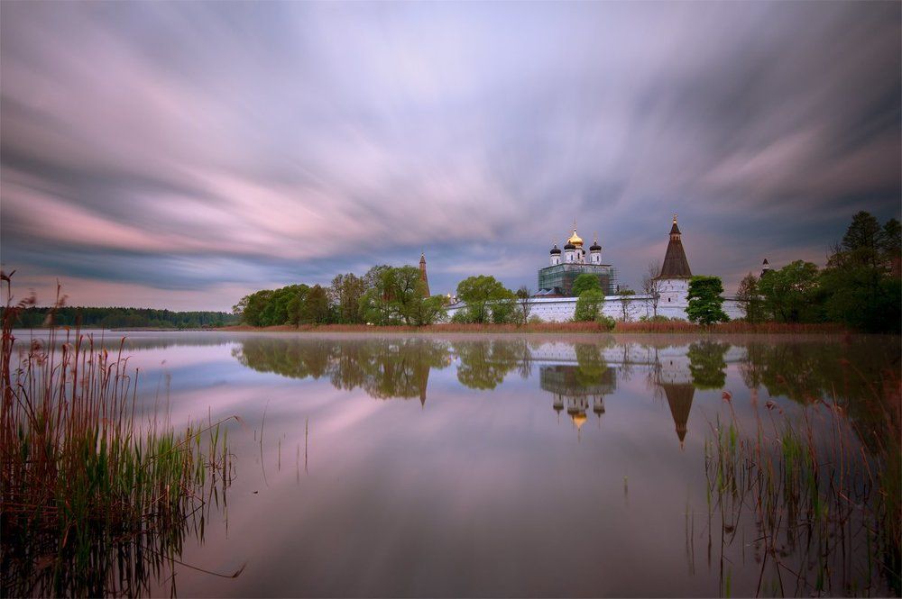 Иосифо-Волоцкий монастырь.