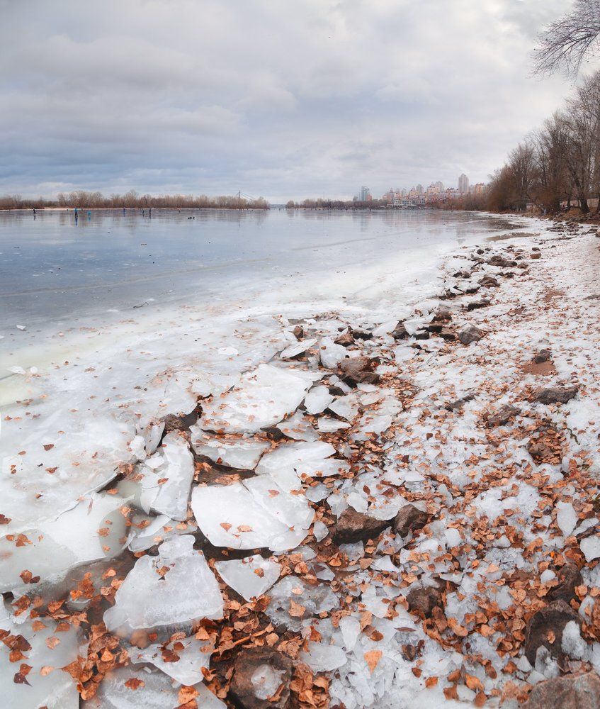 Оболонская набережная.