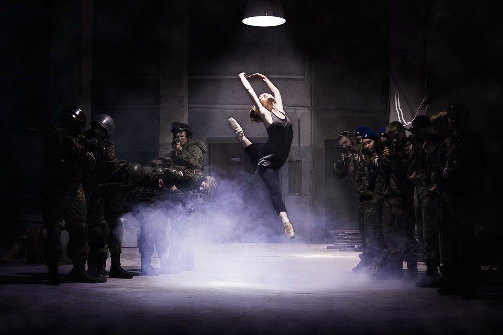 Балерина и ДОСААФ