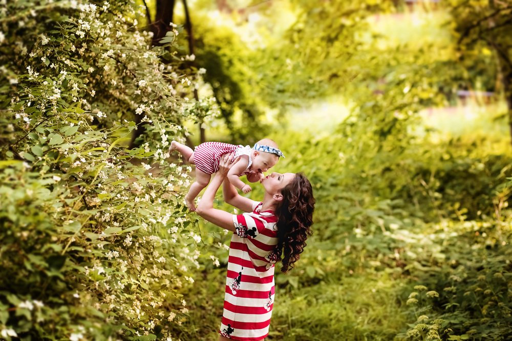 Материнство