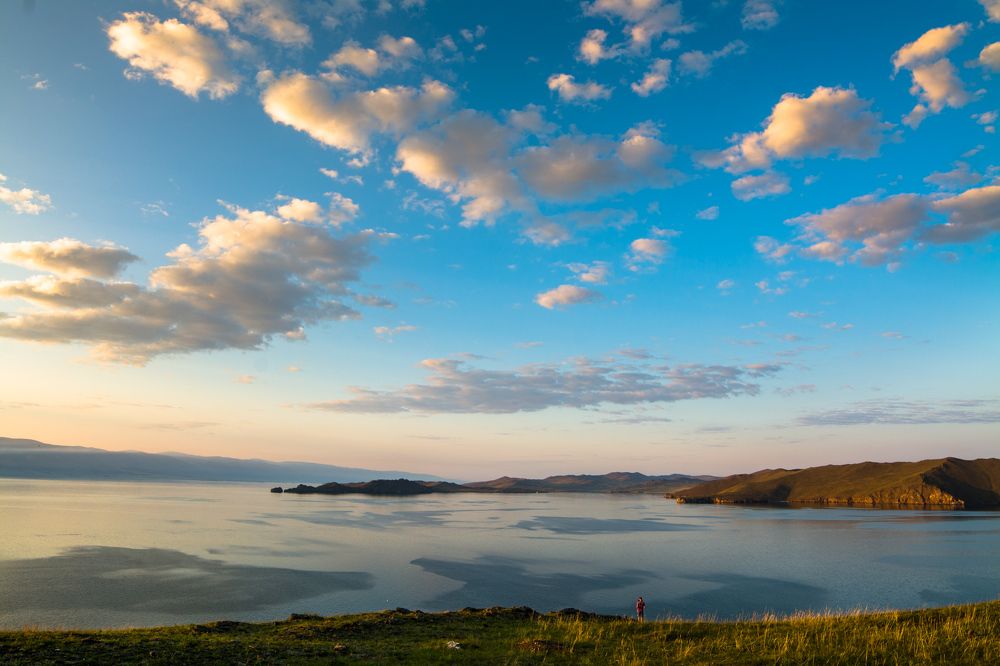 Остров Ольхон в закатном свете