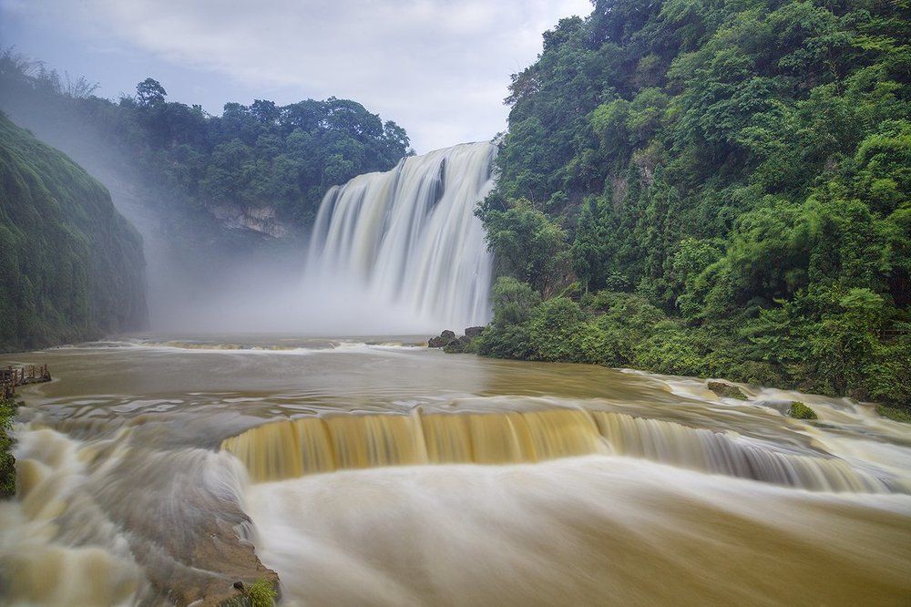 Водопад Хуангошу