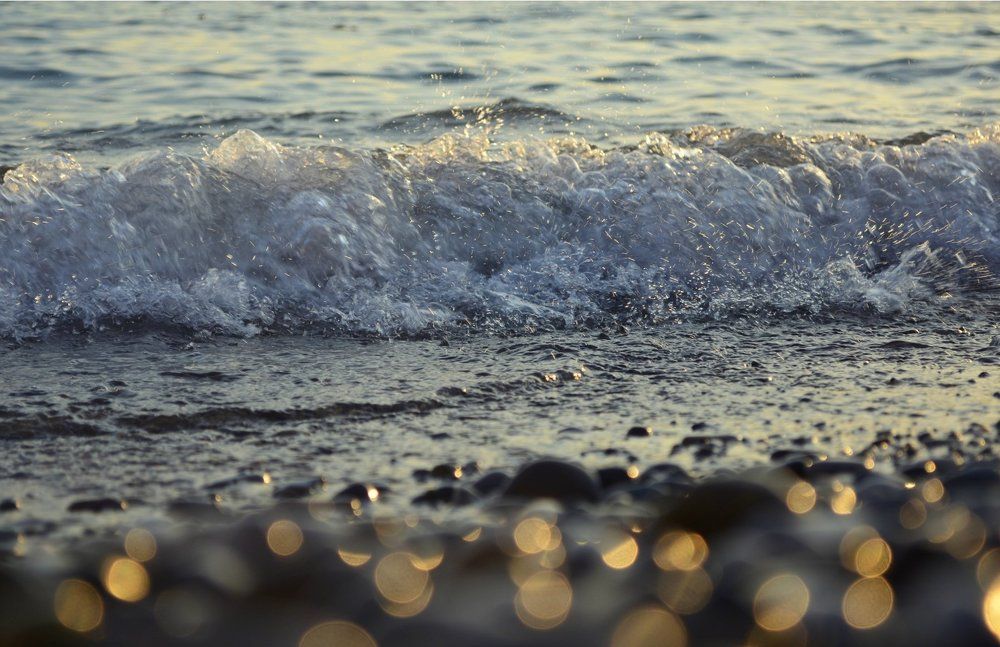 Искры бывают не только у огня