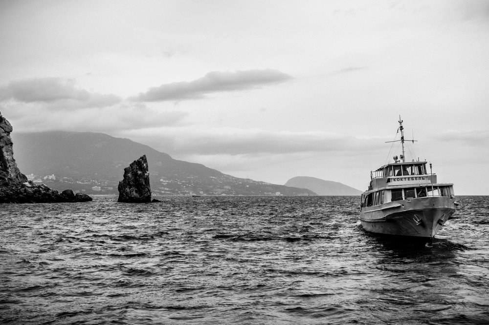 Черное море в Ялте