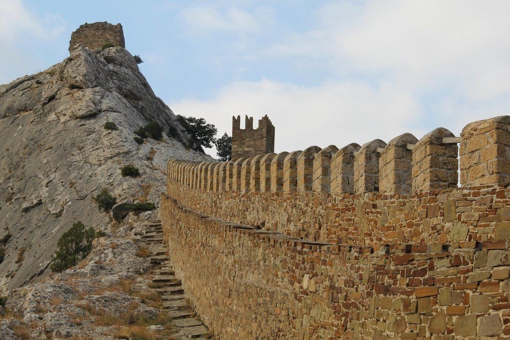 Судакская крепость, верхний ярус