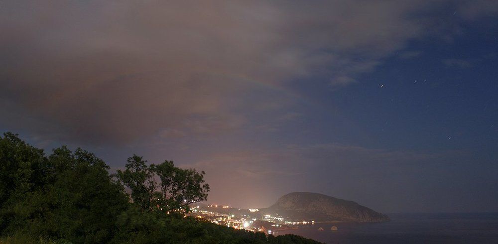 Радуга ночью!