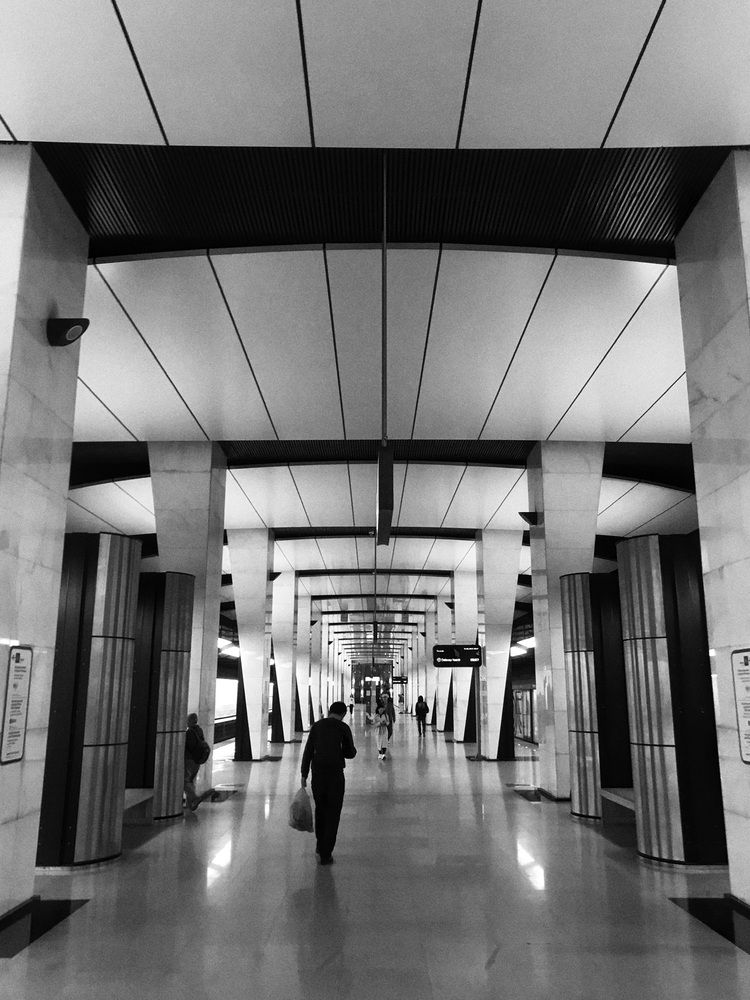 Человек и метро