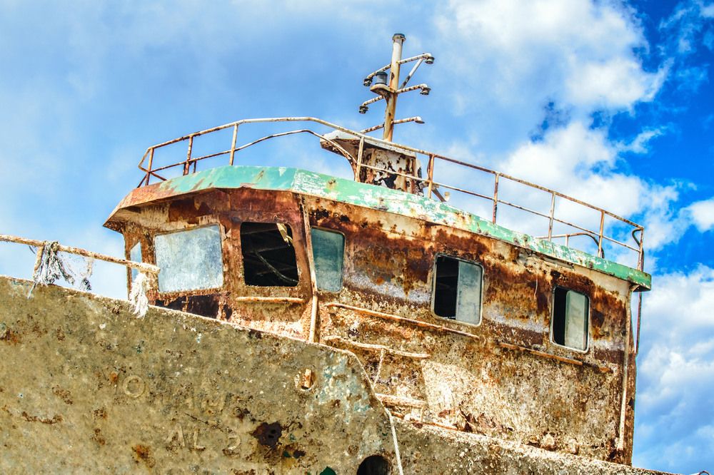 bateau cassé
