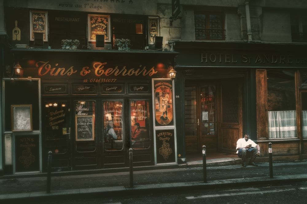 Two worlds in Paris
