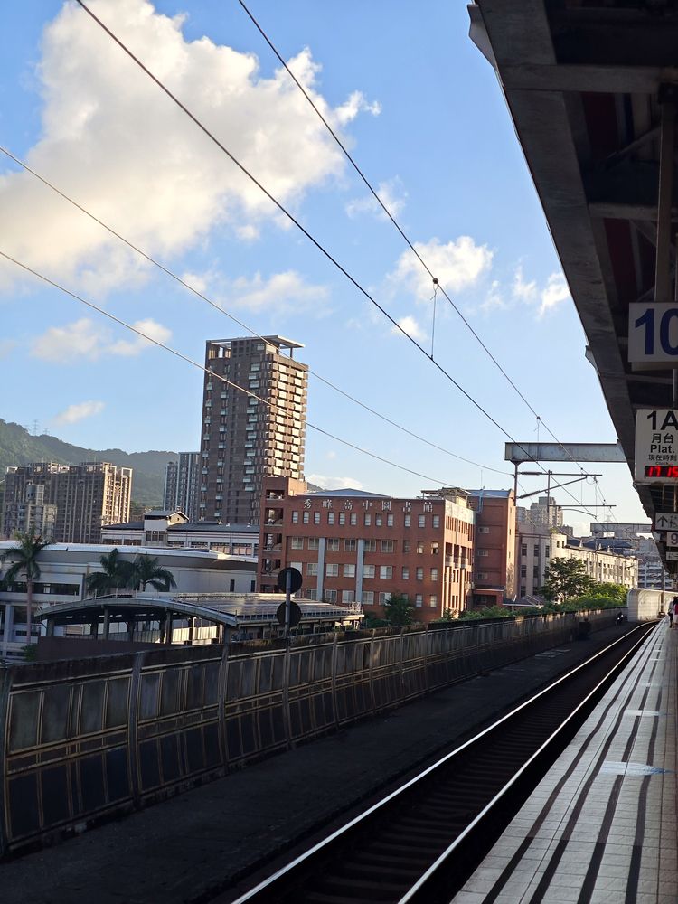 Фотография автора Gustavo Orellana