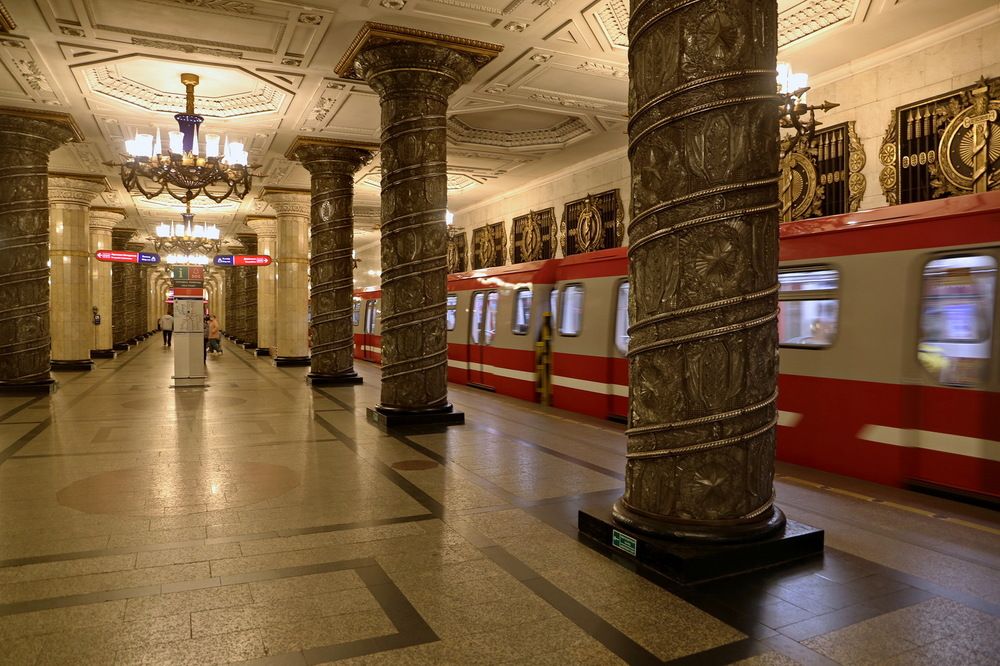 Фотография автора Александр Челмодеев