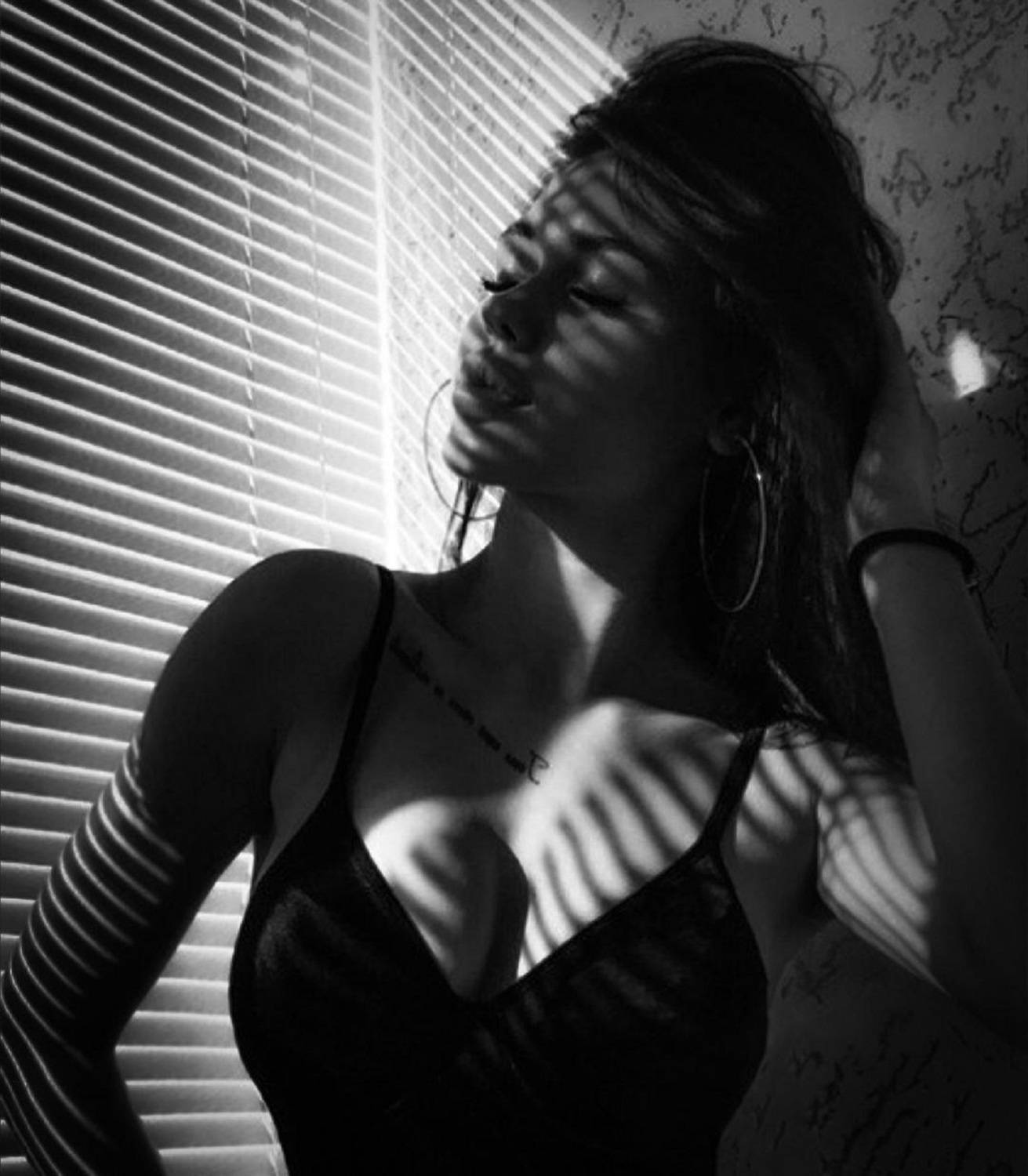 Photo #12079463