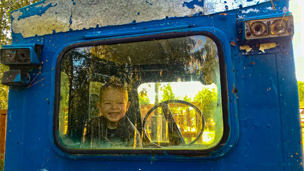 Photograph by Anton Hantov