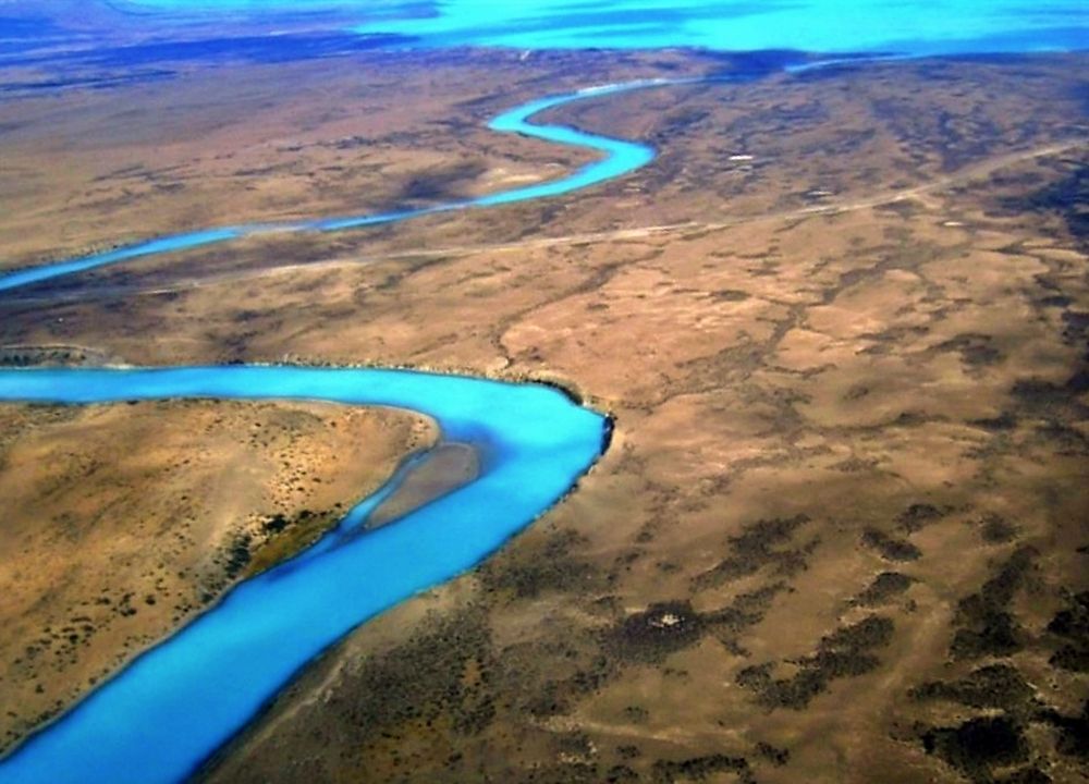 Turquoise river (aerial)