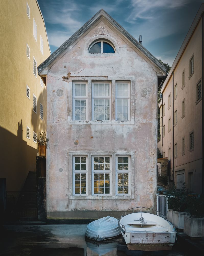 Photograph by Boris Luetić
