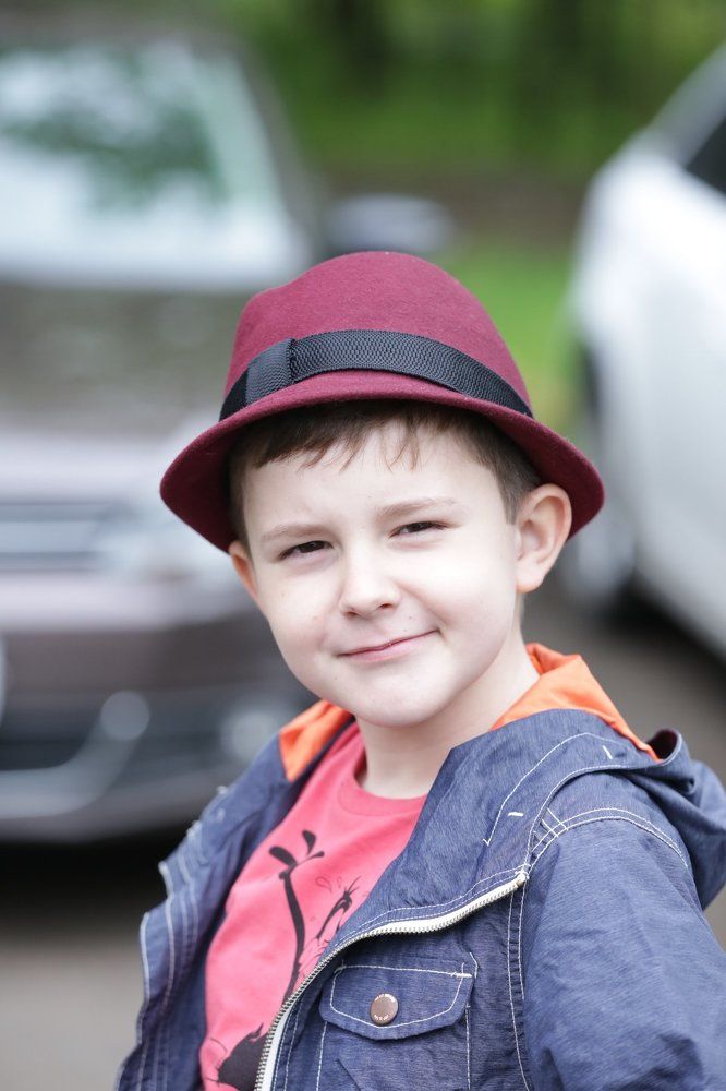 Маленький человек  шляпе....