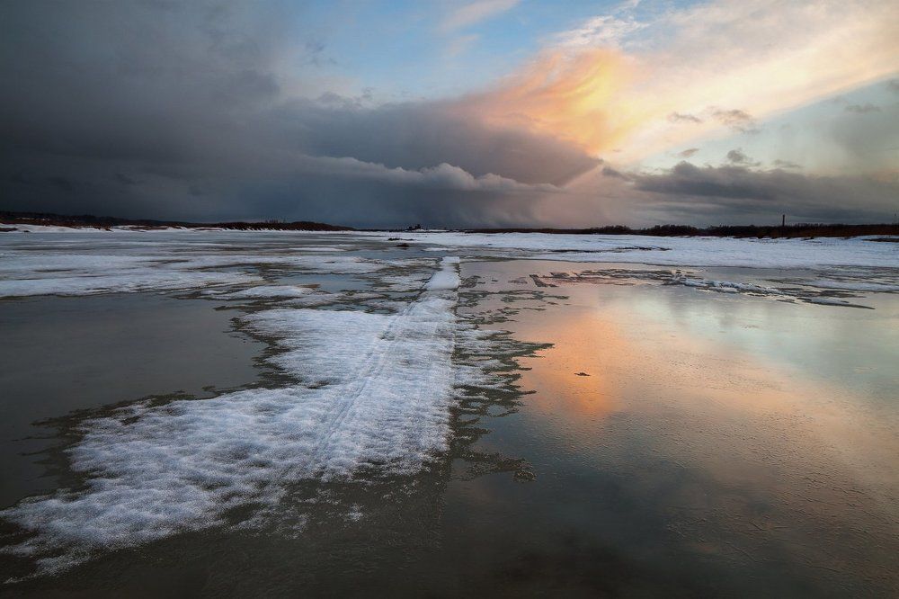 Хрупкий Лед