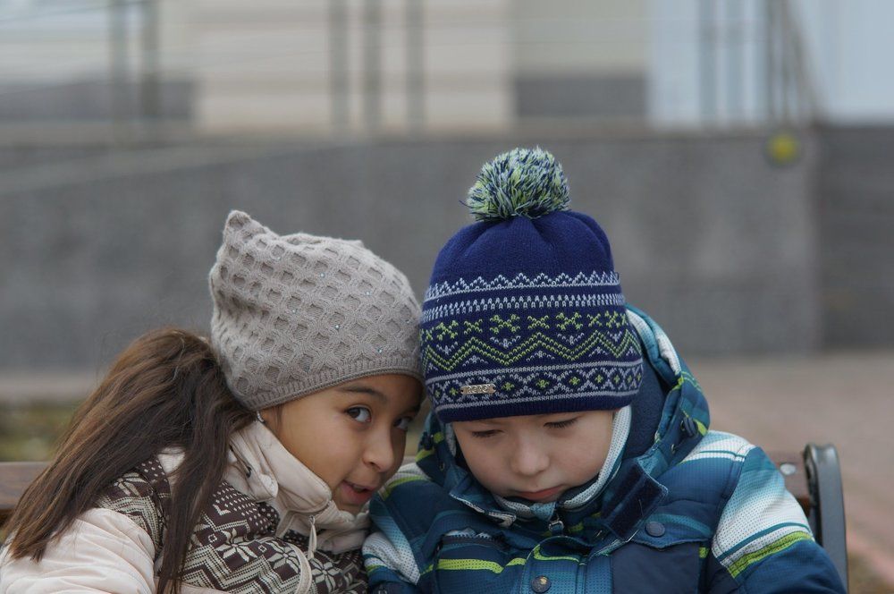 По секрету всему свету