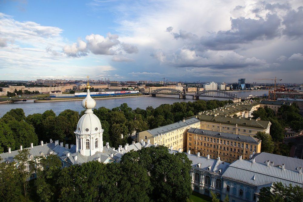 Смольный. Нева. Петербург.