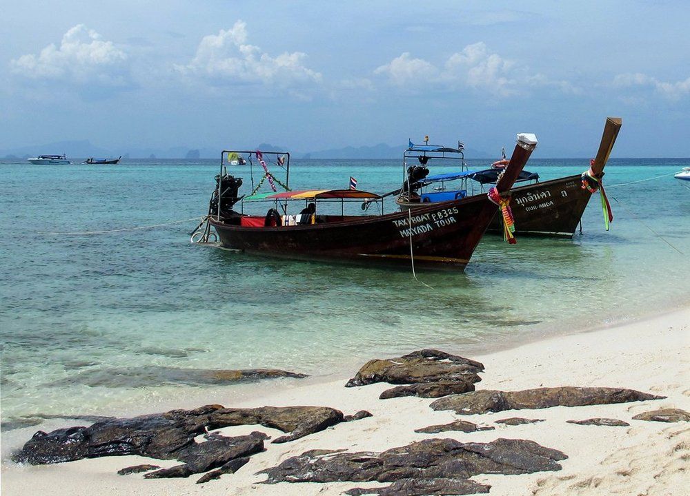 Мы на лодочке катались...