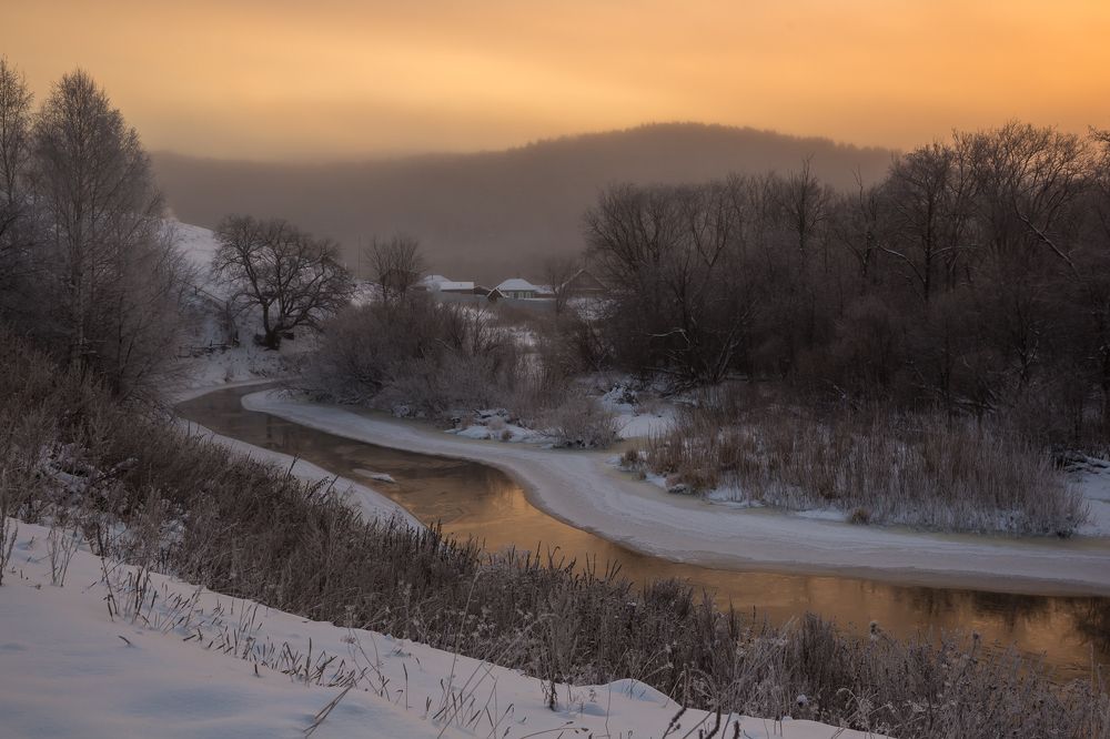 Деревенька за речкой