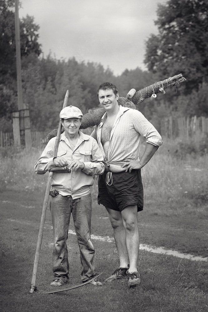 Рыбак и колхозник.