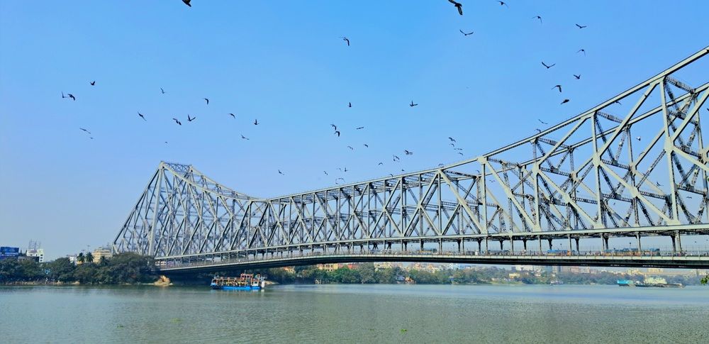THE MAGNIFICENT HOWRAH BRIDGE