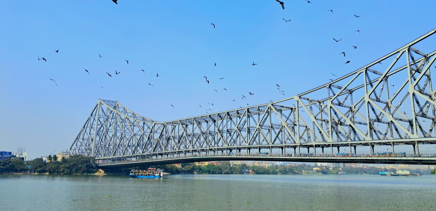 THE MAGNIFICENT HOWRAH BRIDGE