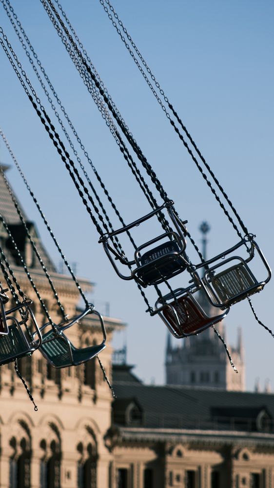 Swing, GUM-Fair / Качели, ГУМ-Ярмарка