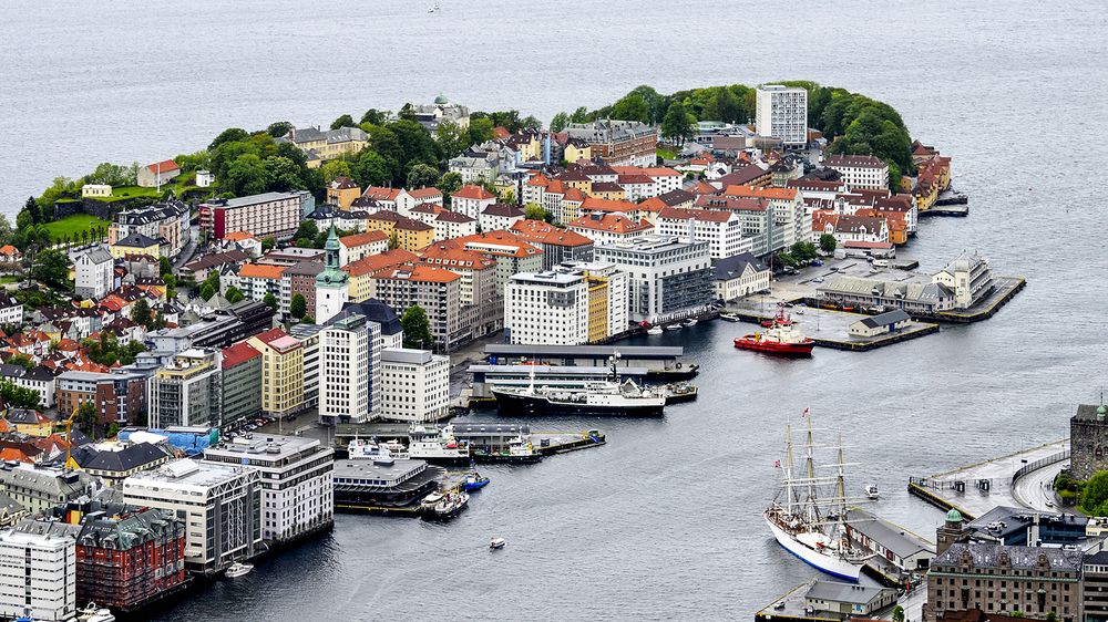 Пролетая над Бергеном