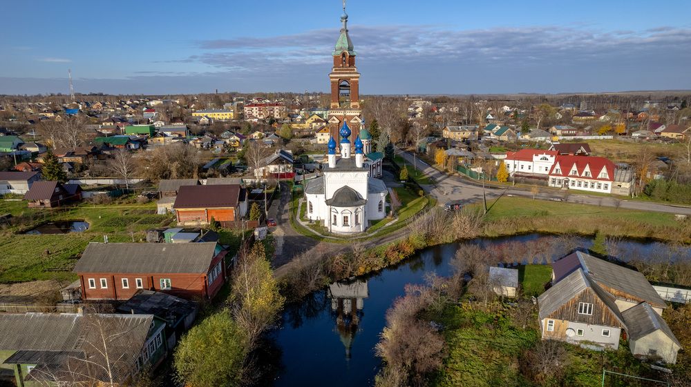 Покровская церковь.